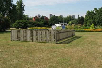 kew uk weather station