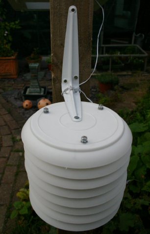 a screen made from plant pot saucers